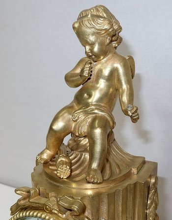 Gilded bronze clock, Louis XVI style, Napoleon III period - Mid 19th century
