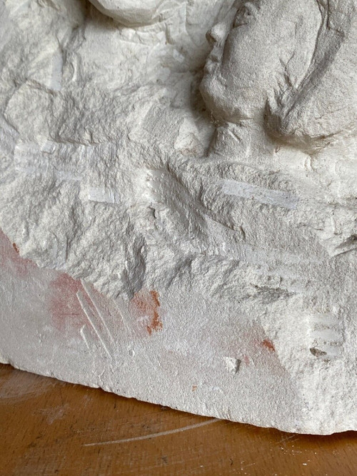 Sculpture taille directe Béton cellulaire Femme à l'enfant