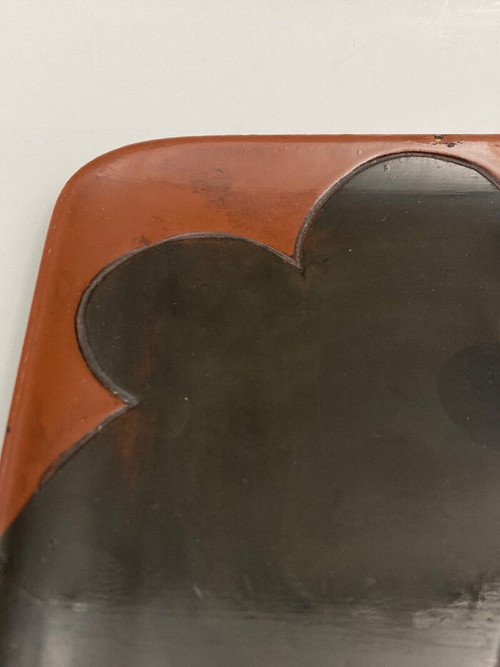 Japanese lacquer presentation tray, floral decor 20th century