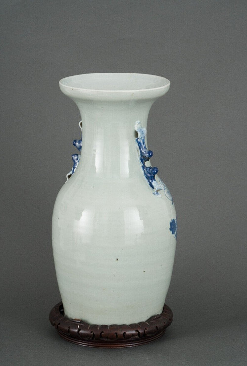 Blue and white Chinese vase, 20th century, birds and flowers design