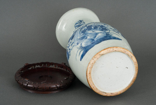 Blue and white Chinese vase, 20th century, birds and flowers design