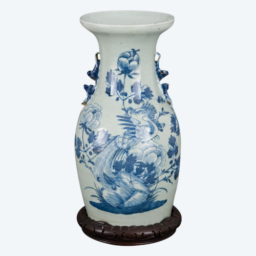 Blue and white Chinese vase, 20th century, birds and flowers design