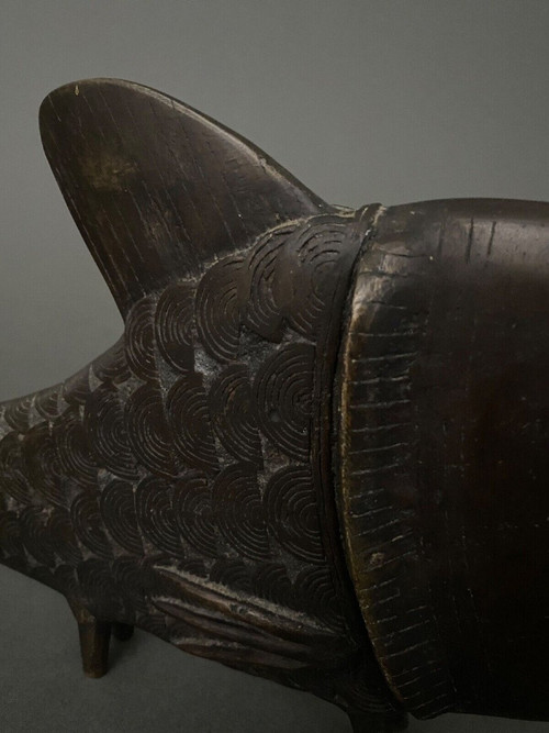 Bronzeskulptur Japan, die einen Karpfen darstellt Fisch XX.