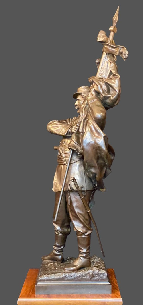 Imponente scultura in bronzo "Patria" del XIX secolo