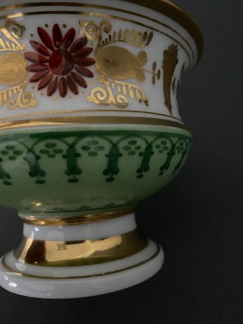 Tasse et sous-tasse en porcelaine de Paris époque Louis-Philippe