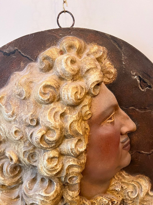 Important Medallion Representing Louis XIV