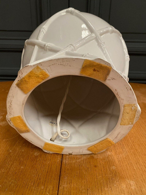 Lampada in bambù stile Hollywood Regency 1970 in ceramica bianca