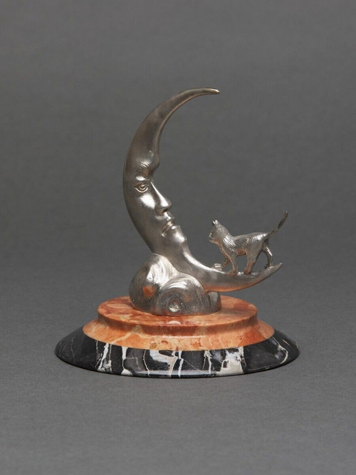Mascotte in bronzo argentato di Et Mercier clair de Lune Base in marmo del XX secolo