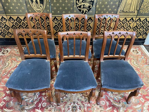 Set of 6 Restoration period chairs