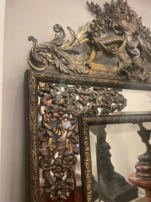 Grande specchio in bronzo in stile Luigi XVI