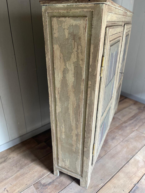 Bibliothèque en bois patine datant de la fin du 19 e siècle avec trompe l’oeil