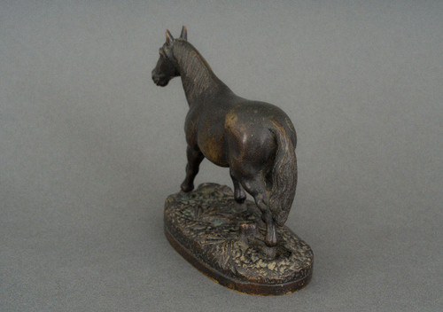 Cavallo da tiro in bronzo del XIX secolo con patina marrone scuro