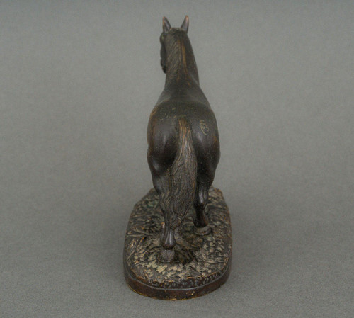 Cavallo da tiro in bronzo del XIX secolo con patina marrone scuro