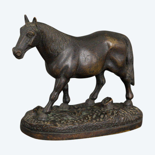 Cavallo da tiro in bronzo del XIX secolo con patina marrone scuro