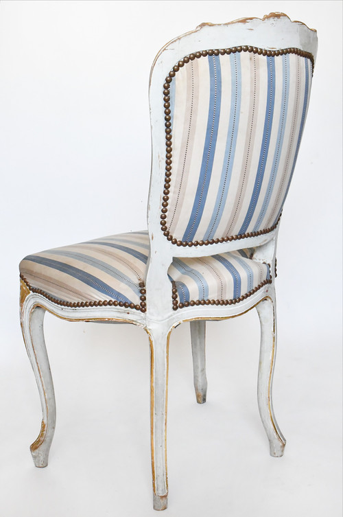 Suite de 4 chaises de style Louis XV 