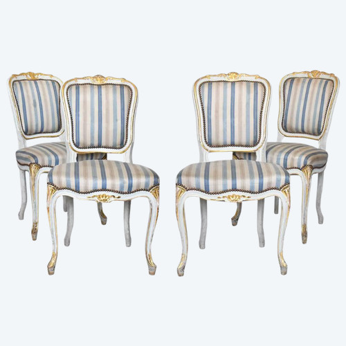 Suite de 4 chaises de style Louis XV 
