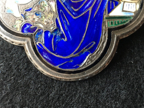 Spilla in argento cloisonné del XIX secolo 22 g, marchio del granchio Vergine Maria e colomba