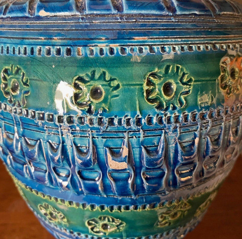 Vase by Aldo Londi for Bitossi XXth blue background