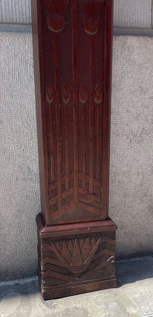 La Maison Des Ailles" Art Deco mantel