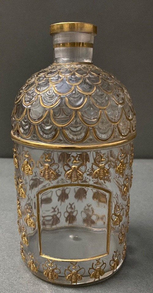 Guerlain Paris gravierte Bienenmodell-Parfümflasche aus Glas
