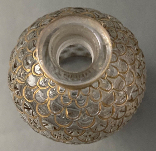 Guerlain Paris gravierte Bienenmodell-Parfümflasche aus Glas