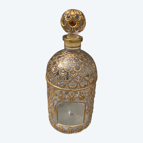 Guerlain Paris gravierte Bienenmodell-Parfümflasche aus Glas