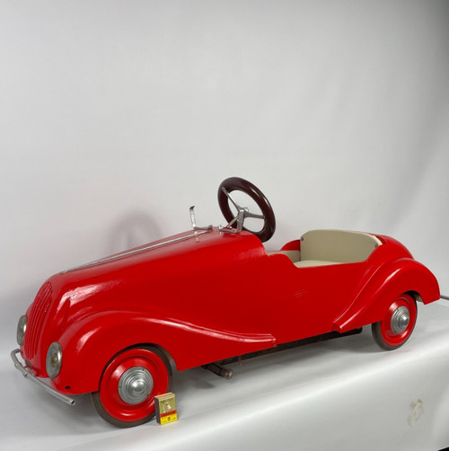 Children's Pedal Carriage