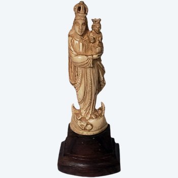 Crowned Virgin And Child In Ivory Carved In The Round Indo-Portuguese Work Seventeenth Century