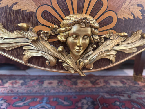 COMMODE SAUTEUSE EN MARQUETERIE de style LOUIS XV – début 20ème -