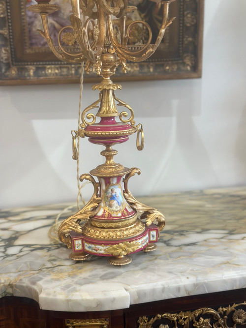 Coppia di lampade in porcellana di Sèvres della fine del XIX secolo 
