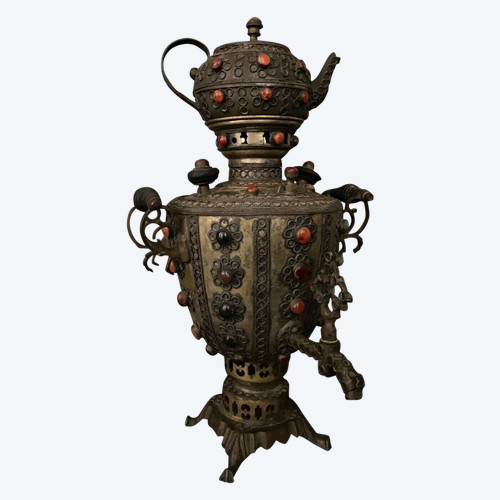 Samovar in brass copper Tibet XXth filigree with inlays