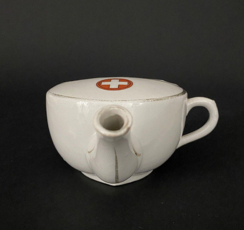 Porcelain sick bottle Red Cross war of 14-18