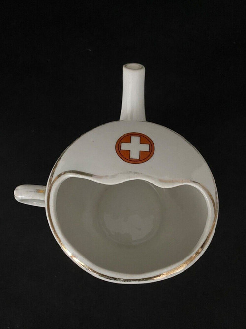 Porcelain sick bottle Red Cross war of 14-18