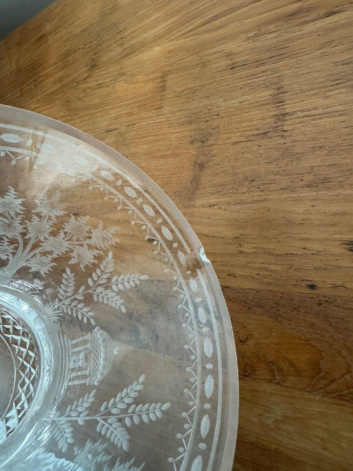 Geschliffene Kristallvase aus dem frühen 19. Jahrhundert, Schleifsteindekoration, Cherubdekoration