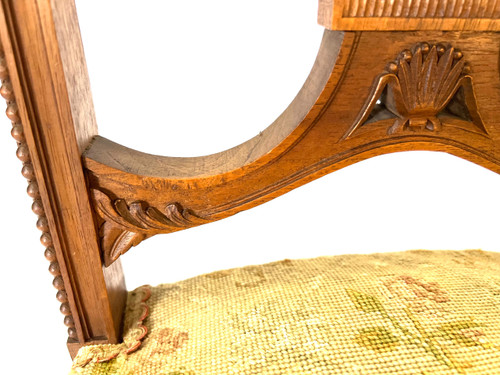 Paire de chaises d'appoint style Louis XVI