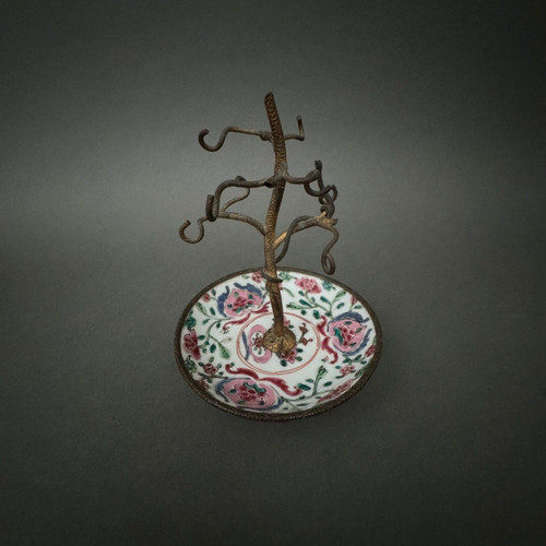 19th century bronze watch holder with naturalist decor and porcelain cup China