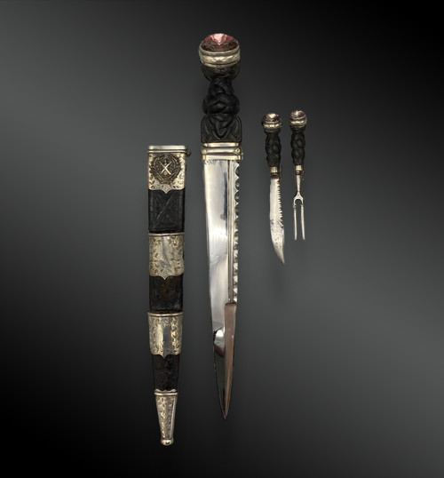 Scottish KNIFE called DIRK. Scottish work, early 20th century.