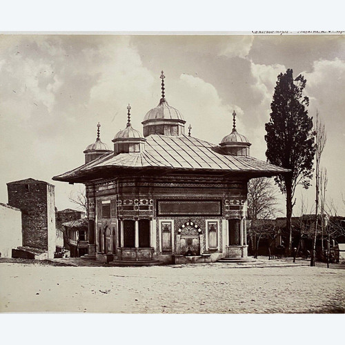 Photo Constantinople - Fountain of Saint Sophia 19th century albumen