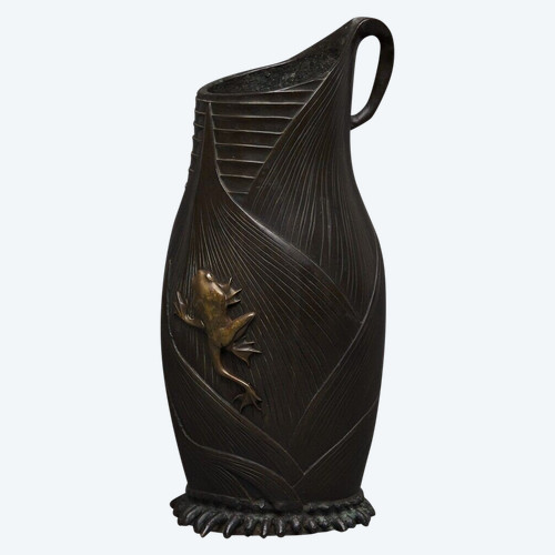 Bronzekrug Japan Schokoladenpatina Frosch in Rundform XIX.