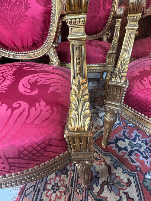 ENSEMBLE DE SALON EN BOIS DORE LOUIS XVI
