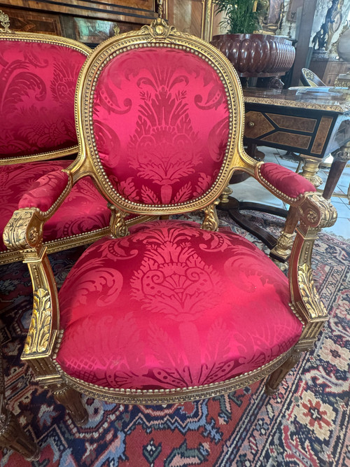 ENSEMBLE DE SALON EN BOIS DORE LOUIS XVI