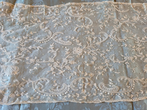 Etole en tulle brodé, époque vers 1900