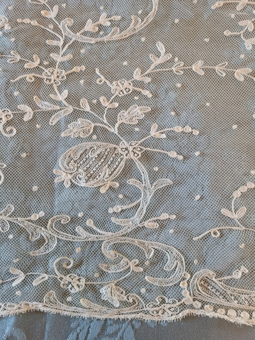 Etole en tulle brodé, époque vers 1900