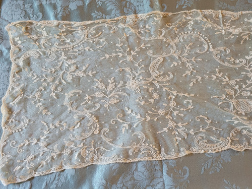 Etole en tulle brodé, époque vers 1900