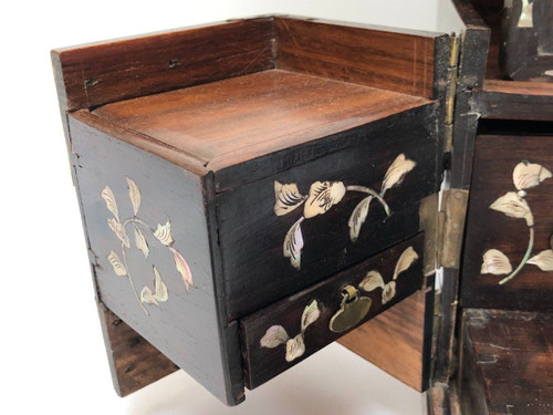 Cabinet China or Indochina 19th century ironwood inlaid with mother-of-pearl marquetry