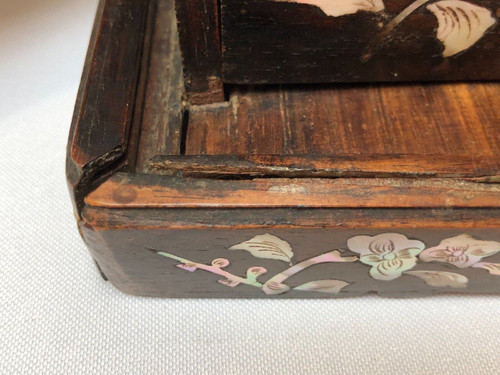 Cabinet China or Indochina 19th century ironwood inlaid with mother-of-pearl marquetry