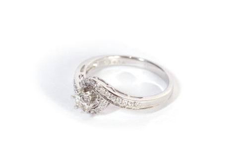 Anello vintage con tourbillon di diamanti in oro 18 carati, anello di fidanzamento occasionale