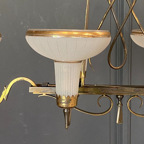Lampadario in metallo dorato 1950 6 luci molate in vetro satinato