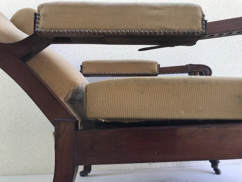 Sessel Voltaire mit Ohren alt Mahagoni Restaurationszeit Modell neigbar