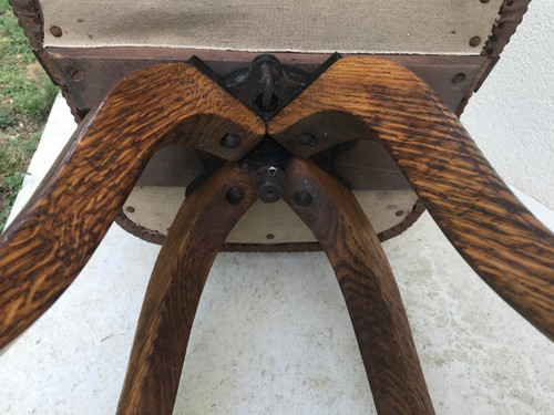 American oak desk armchair circa 1900, swivel model